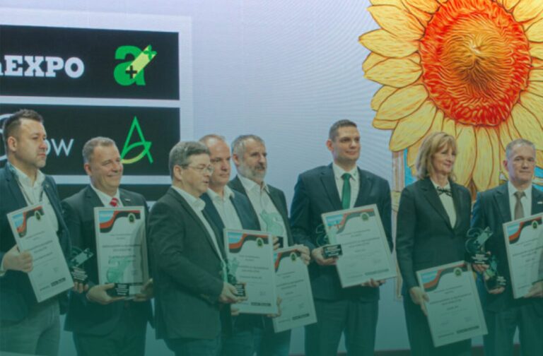 Humikal Universal Wins the Agricultural Premium Award 